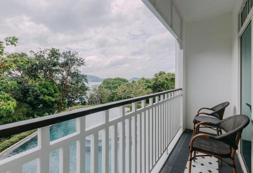 غرفة ديلوكس مطلة على حمام السباحة, Marina Gallery Resort Kacha Kalim Bay   Sha Plus