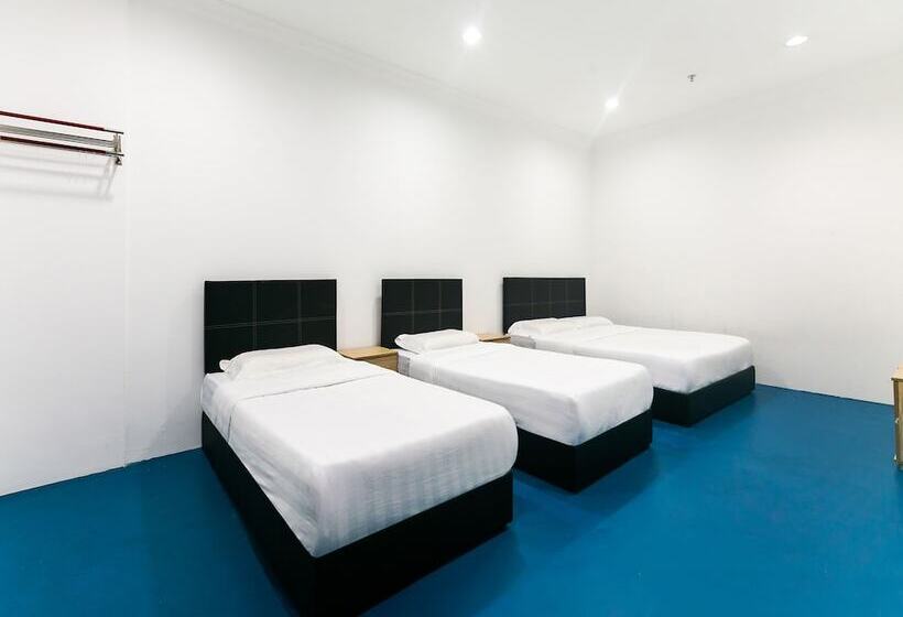 Quarto Familiar, Spot On 89726 Capsule Inn