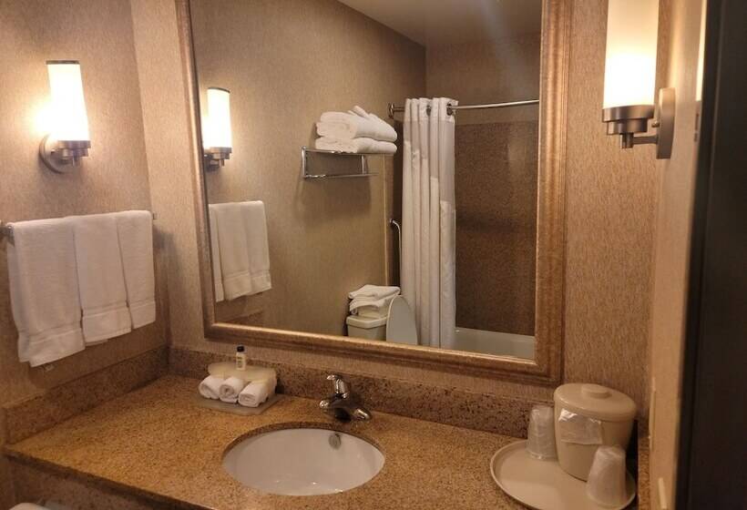 스위트, Holiday Inn Express San Diego South   Chula Vista, An Ihg