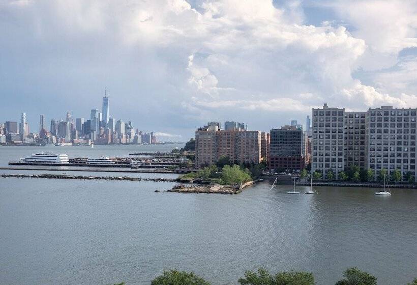이그제큐티브 스위트, Sheraton Lincoln Harbor