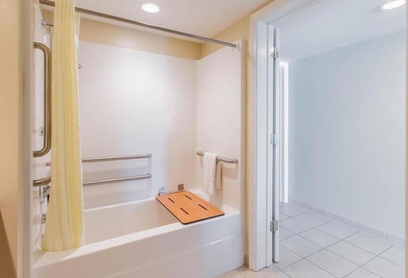 身障者適用スタンダードルーム, Beachside Resort Panama City Beach
