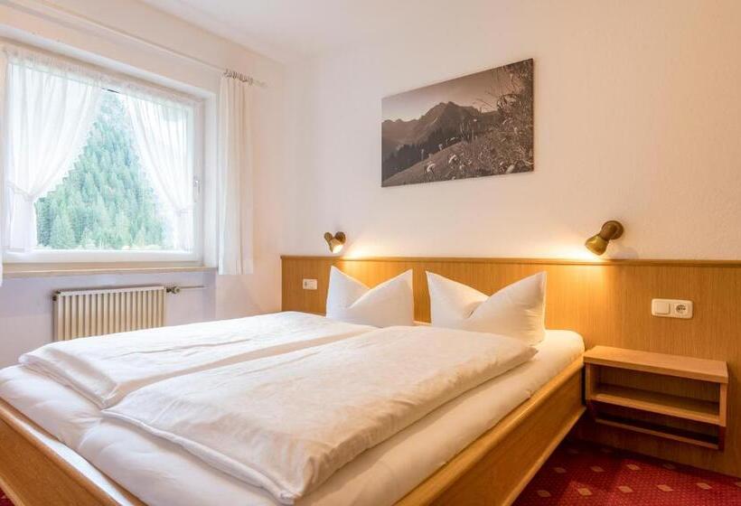 Апартаменты 1 Спальня с Террасой, Landhaus Almrausch