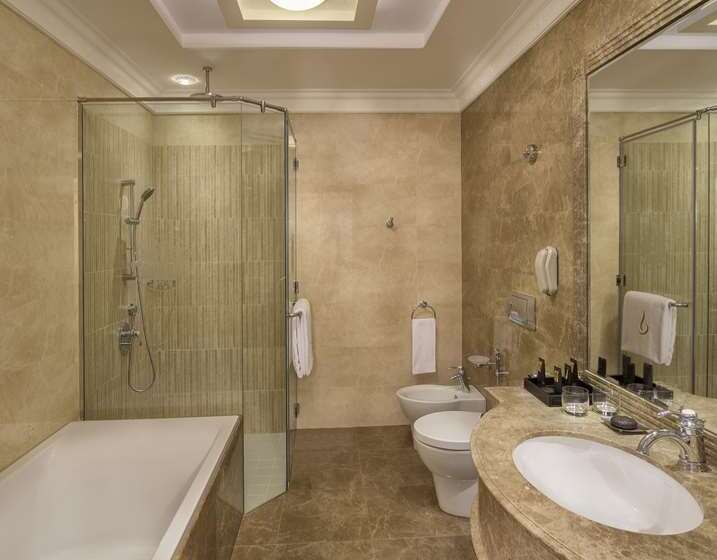 اتاق خانوادگی, Boeira Garden Hotel Porto Gaia, Curio Collection By Hilton