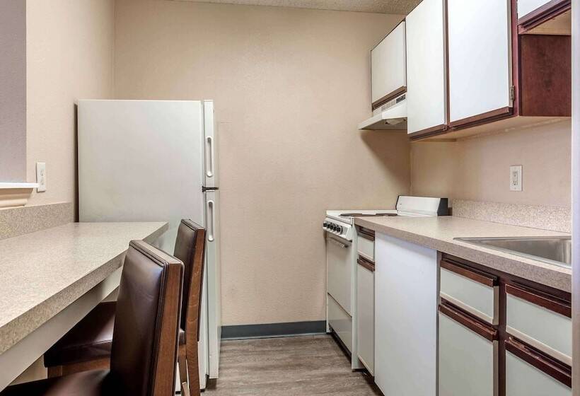סטודיו דלוקס, Extended Stay America Suites  Arlington  Six Flags