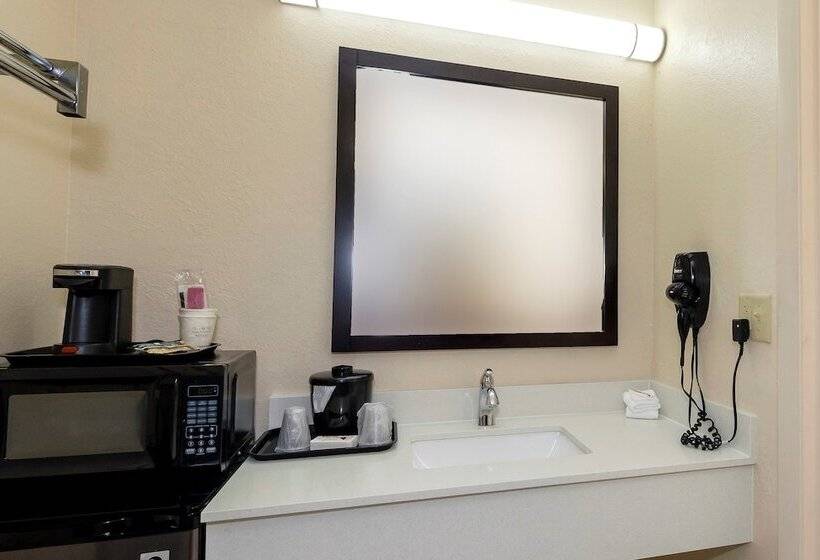 חדר דלוקס, Red Roof Inn Ellenton  Bradenton Ne
