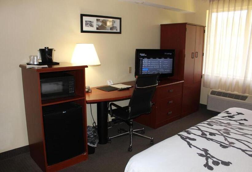 キングサイズベッドのスタンダードルーム, Sleep Inn Mt. Pleasant  Charleston