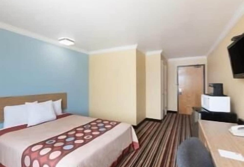 اتاق استاندارد با 2 تخت دوبل, Super 8 By Wyndham Midland