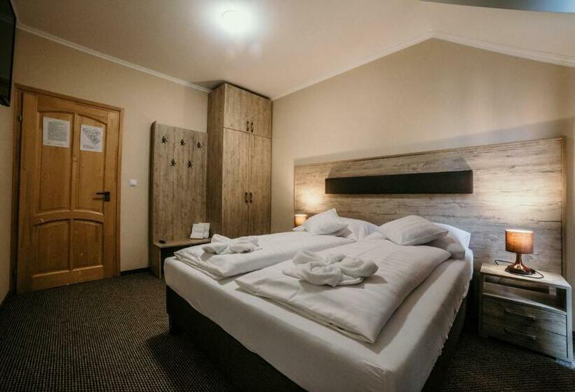 Семейный Номер, Cédrus Club