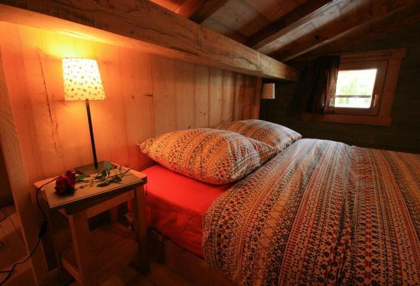 Семейный Номер, Domaine Des Brouilles