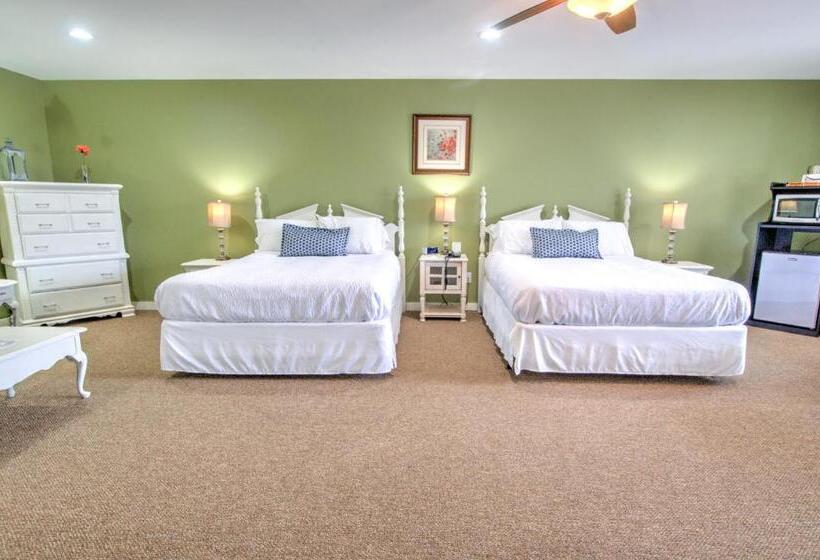 Номер Deluxe, East Shore Lodging