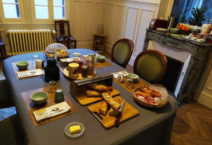 غرفة قياسية, L'echappée Belle