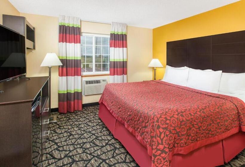 Номер Стандарт Кровать Кинг Адаптированный для Инвалидов, Days Inn By Wyndham Miami