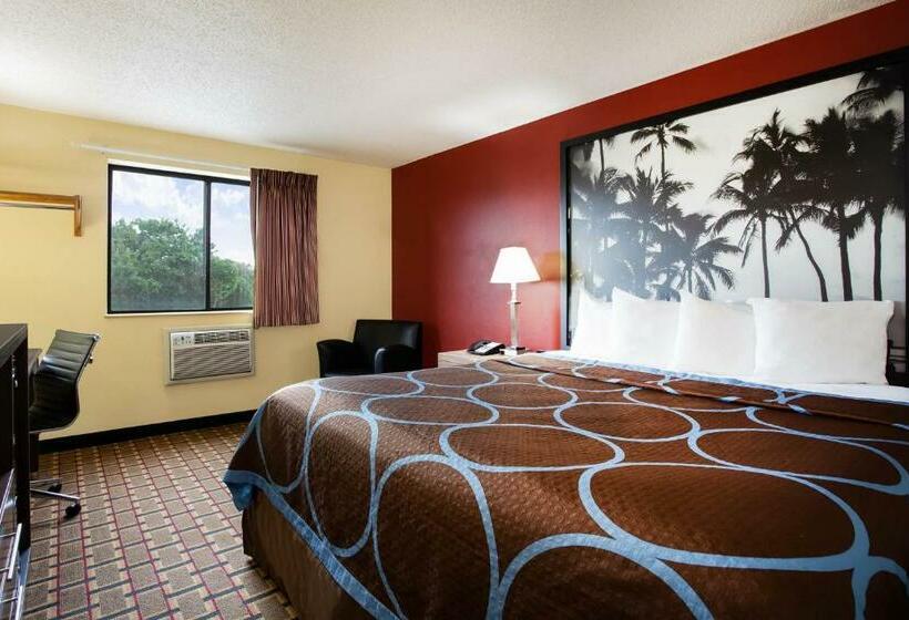 Люкс Кровать Кинг, Super 8 By Wyndham Chester/richmond Area