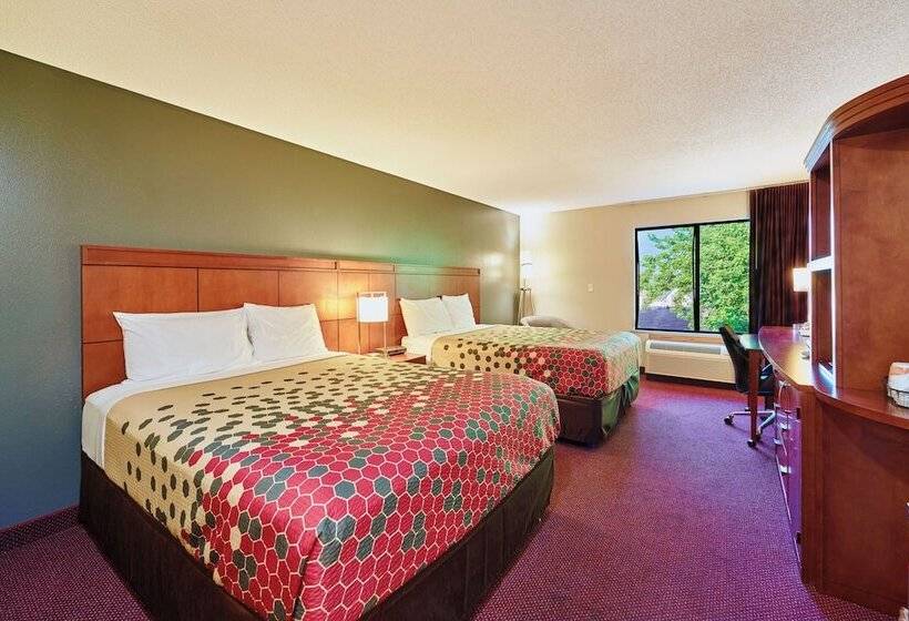Номер Стандарт 2 Двуспальные Кровати, Econo Lodge