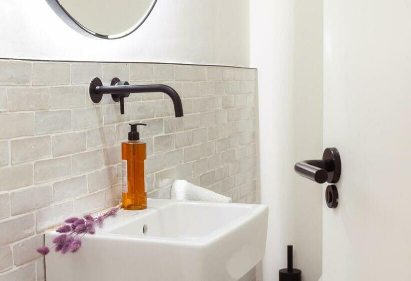 סטודיו דלוקס, Samaritana Suites