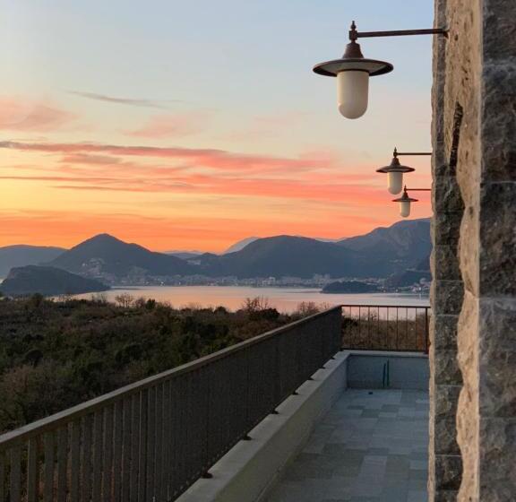 חדר סטנדרט מעבר לחד עם נוף לים, Vivid Blue Serenity Resort
