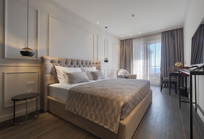 חדר סטנדרט עם מרפסת, Vivid Blue Serenity Resort