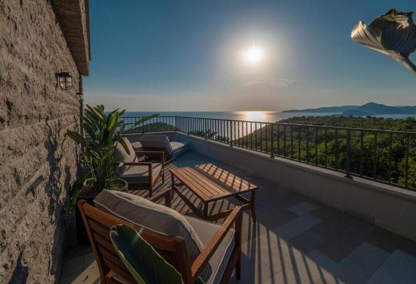 חדר סטנדרט מעבר לחד עם נוף לים, Vivid Blue Serenity Resort
