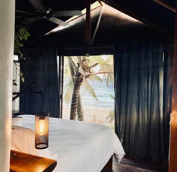 Pokój Deluxe Widok Morze z Balkonem, Libelula Tulum Beachfront