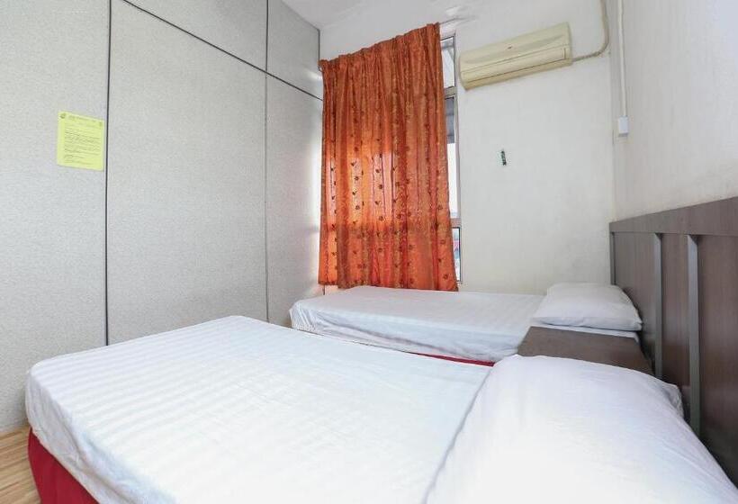 디럭스 룸, Spot On 89755 D&d Budget Inn