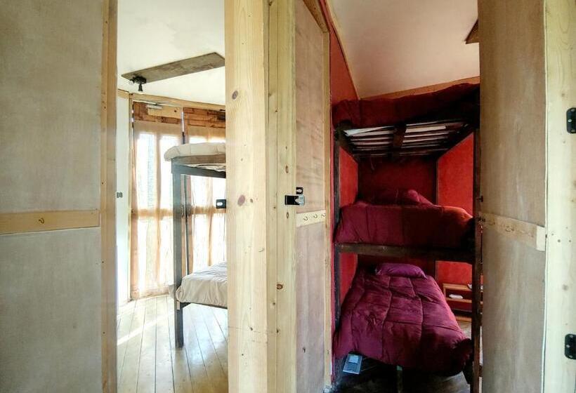 Шале 1 Спальня, Lost River Hostel