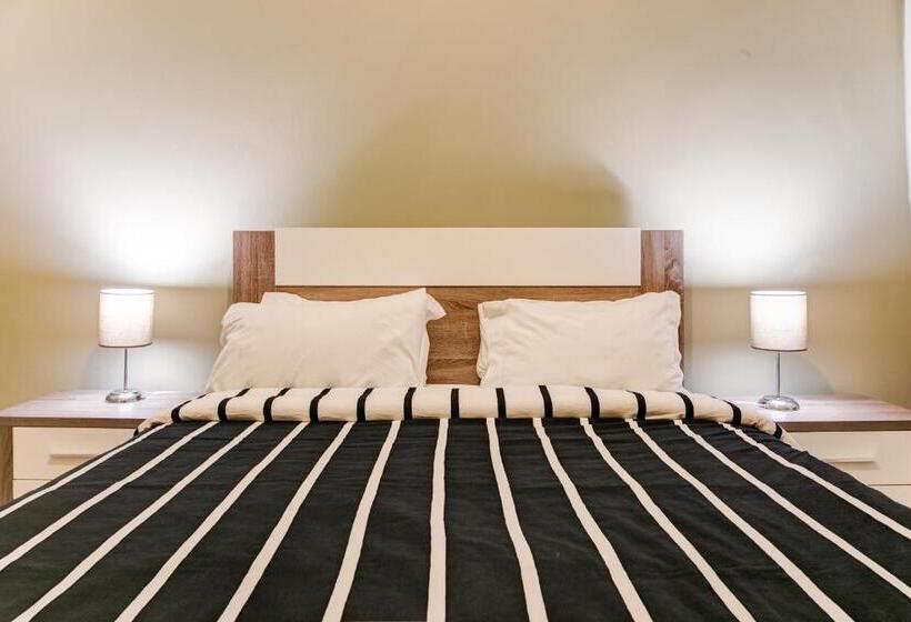 Номер Стандарт Совместная Ванная, Hostel Seven Hills
