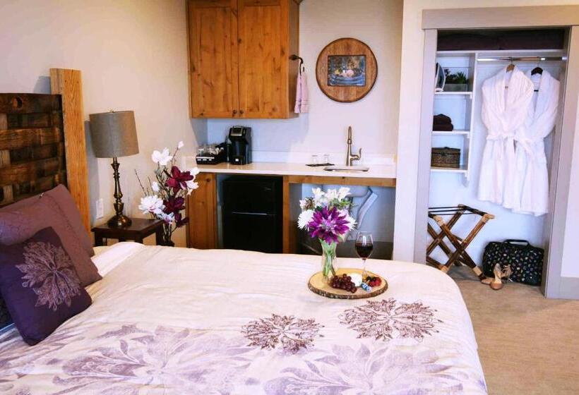 Люкс Deluxe Кровать Кинг, Bella Collina Bed & Breakfast