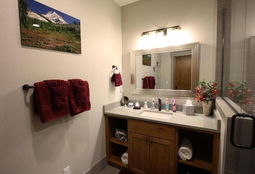 Люкс Deluxe Кровать Кинг, Bella Collina Bed & Breakfast