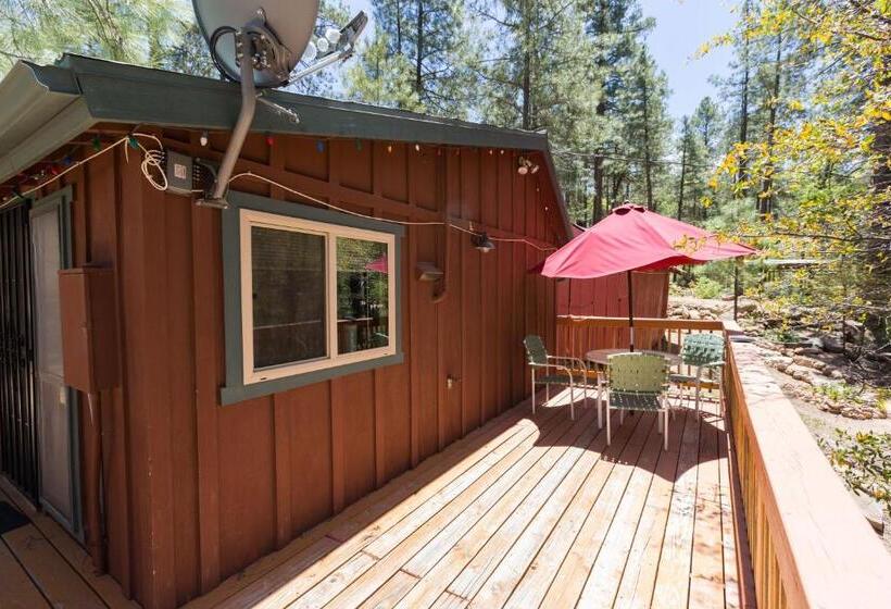 Номер Стандарт, Crown King Cabins Bradshaw