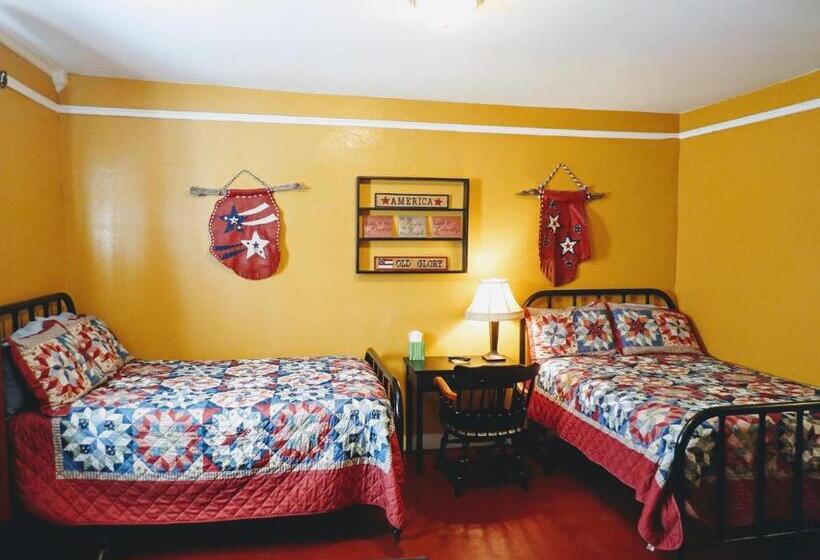 Люкс Повышенной Комфортности, Historic Whiting Hotel Suites