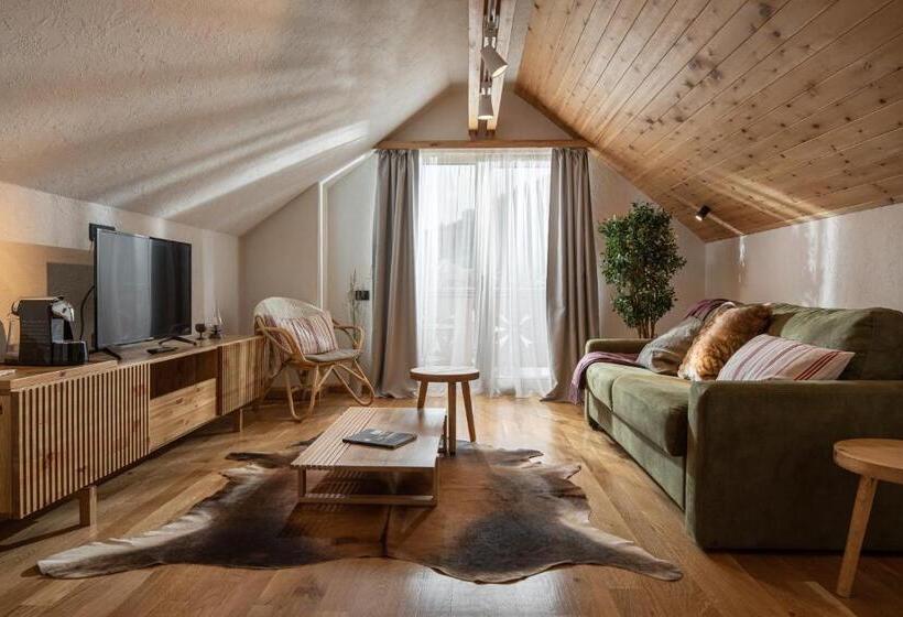 جناح سوبيريور, Zara Chalet