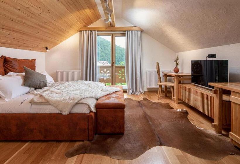 جناح سوبيريور, Zara Chalet
