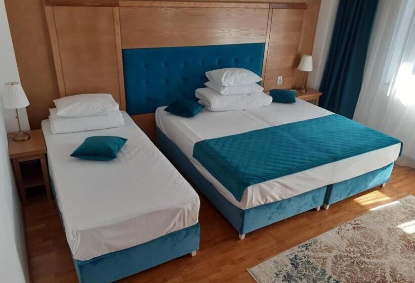اتاق استاندارد سه نفره, Club Bucovina Resort & Spa