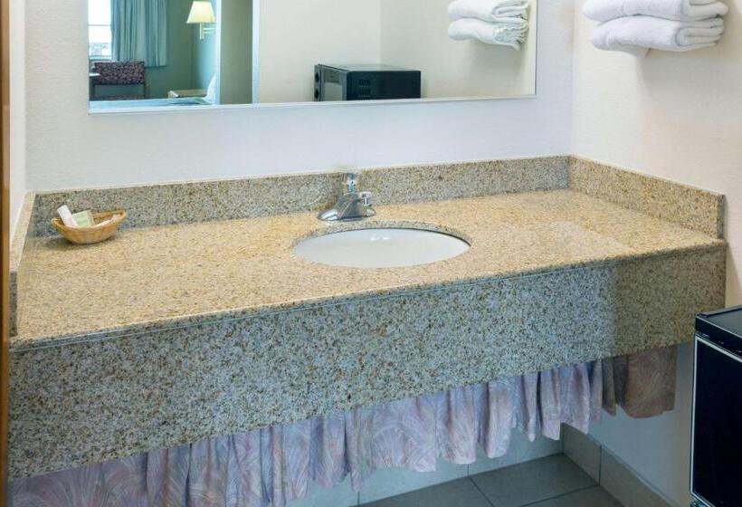 Стандартный Номер Кровать Кинг, Super 8 By Wyndham Crescent City
