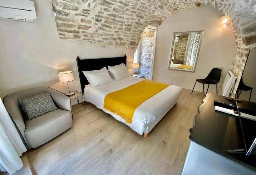 자쿠지 스위트, La Maison Des Vendangeurs   Table D Hôtes Le Soir Du Jeudi Au Dimanche  Jacuzzi   Balnéo Spa   Acces