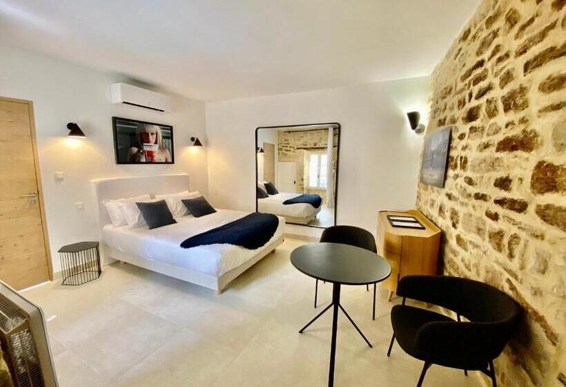 带大床的复式套间, La Maison Des Vendangeurs   Table D Hôtes Le Soir Du Jeudi Au Dimanche  Jacuzzi   Balnéo Spa   Acces
