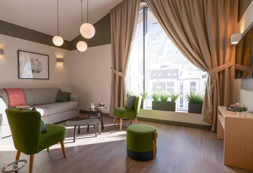 Апартаменты 2 Спальни, Plan B Hotel   Living Chamonix