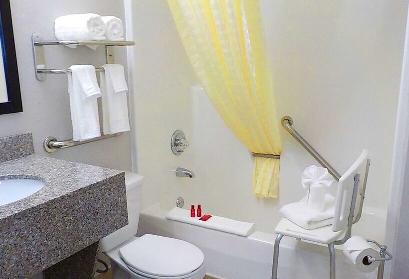 Номер Стандарт 2 Двуспальные Кровати, Surestay Hotel By Best Western Florence