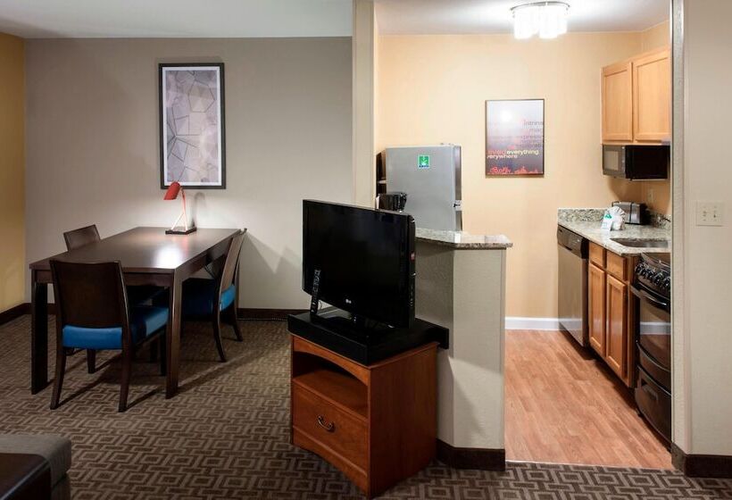 سوییت, Towneplace Suites Dallas Las Colinas