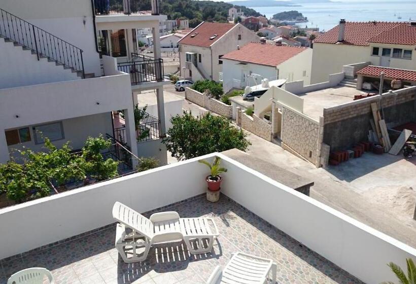 Студия Стандарт Вид на Море, Villa Paladina