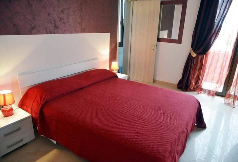 Номер Deluxe с Балконом, B&b Colori Del Salento