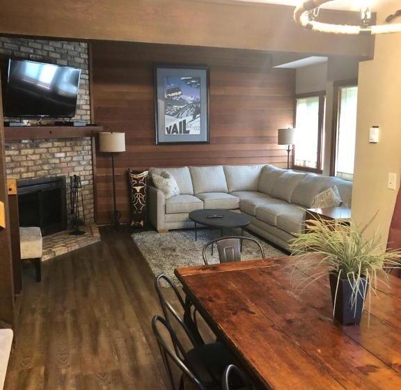 خانه 3 خوابه, Vail Racquet Club Mountain Resort