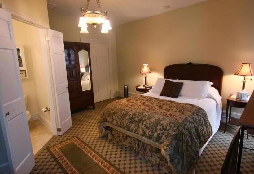 Номер Стандарт, Vandiver Inn
