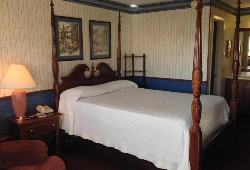 Номер Стандарт, Warrick Plaza Inn