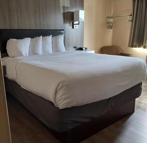 キングサイズベッドのスタンダードルーム, Lavissh Inn & Suites