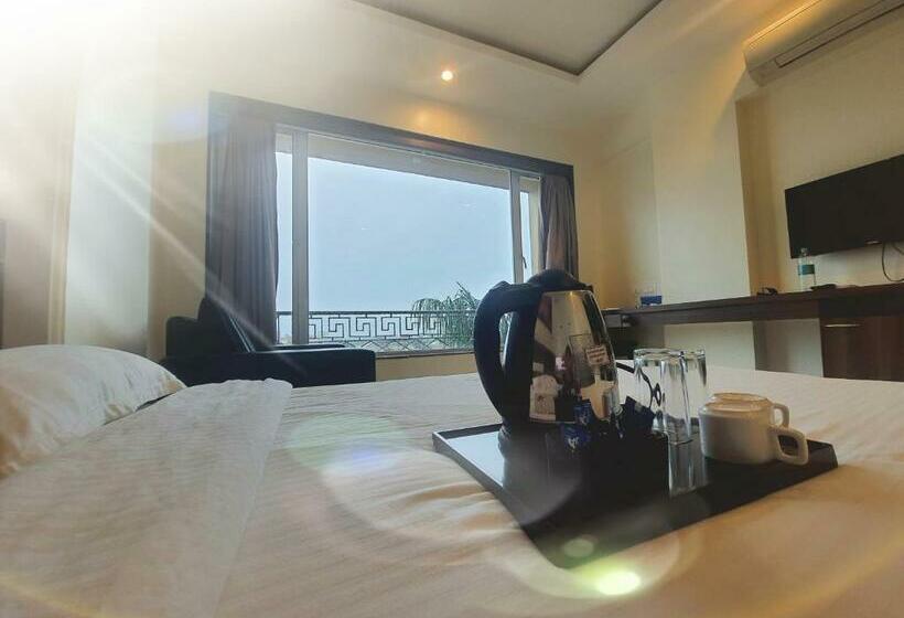 Номер Deluxe, Diwatel Grande Resort