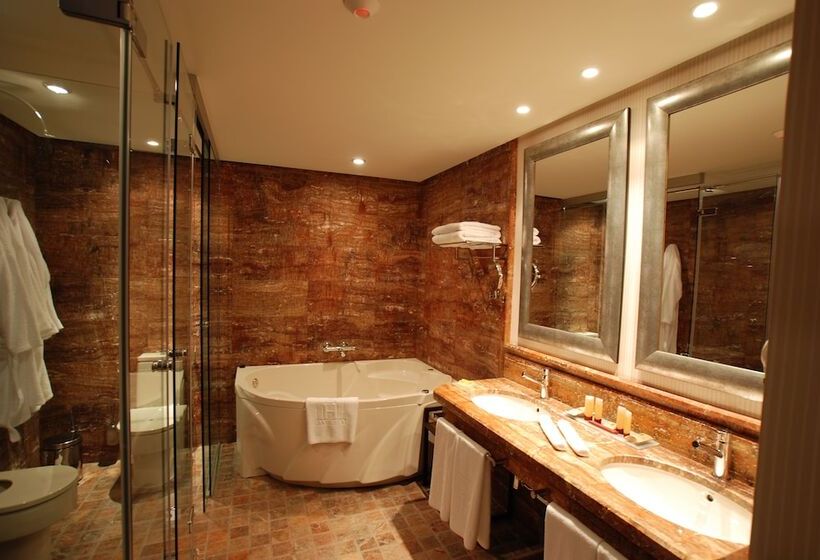 Люкс, B Bou Hotel La Viñuela & Spa