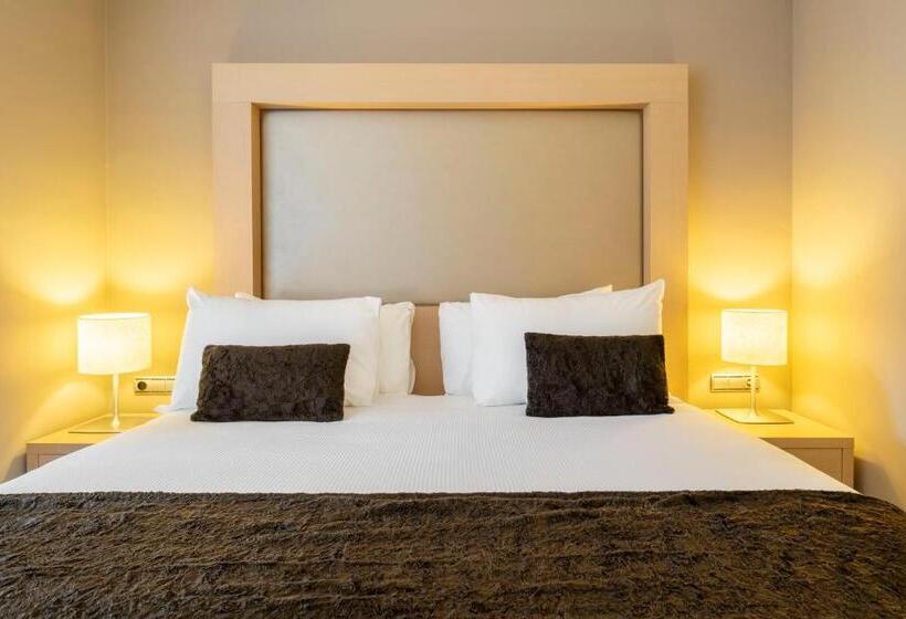 Полулюкс Дюплекс, Eurostars Royal Tanau
