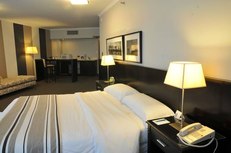 디럭스 룸, Plaza Real Suites
