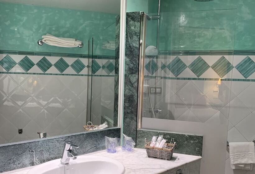 Номер Стандарт, Santo Domingo Lucena